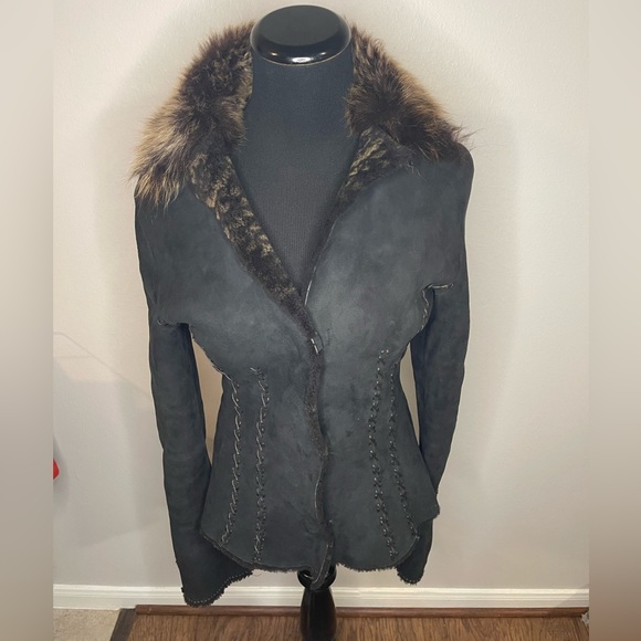 Rizal Jackets & Blazers - RIZAL Mouton Shearling Vintage Jacket *EUC*